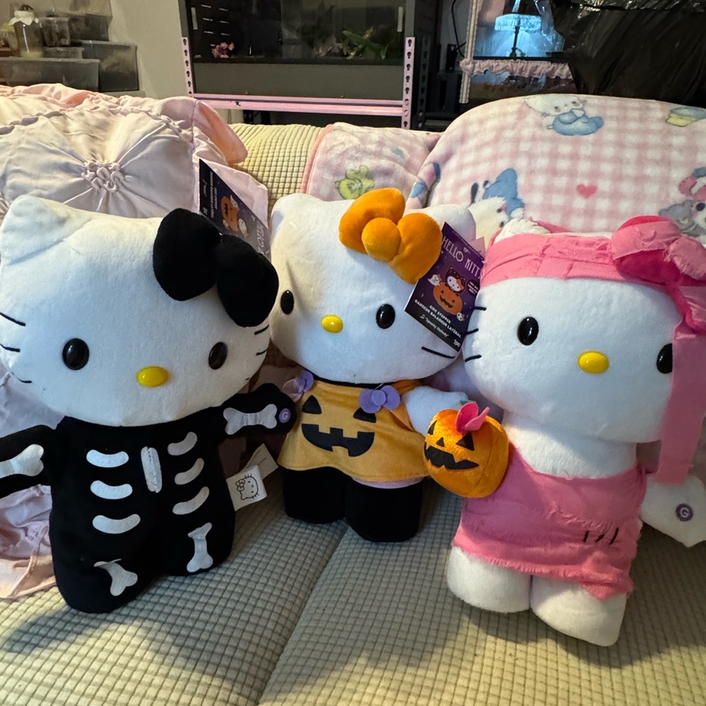 Hello kitty Side Stepper Lot of 3 NWT